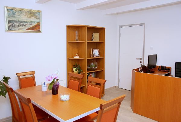 Kép az ügyvédi irodáról